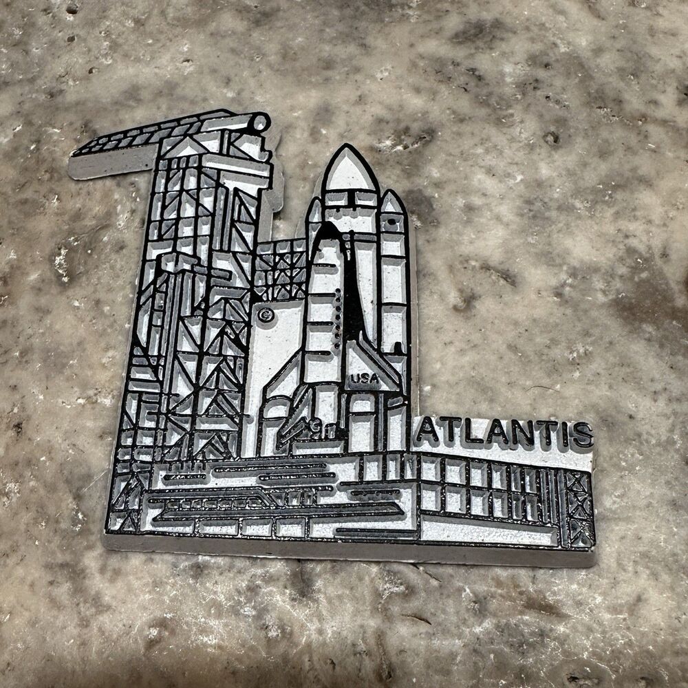 Space Shuttle Magnet Atlantis‎ Vintage Flat Black White Souvenir